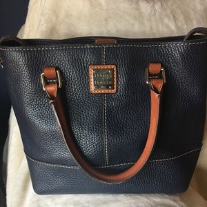 Dooney & Bourke Leather purse